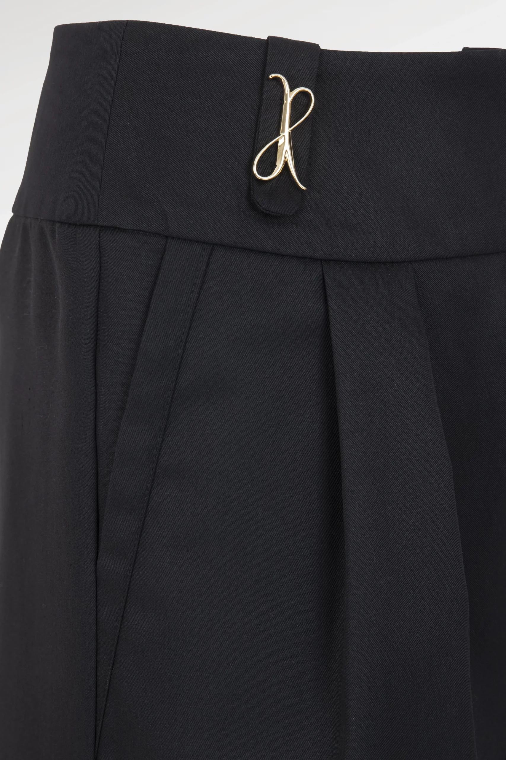 josephine-riviere-pantalon-femme-gabardine-noir-neo-detail