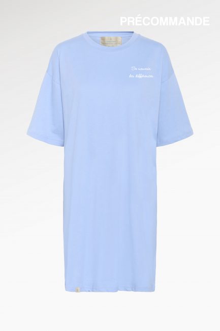 Robe T-shirt femme brodée "Se nourrir des différences"